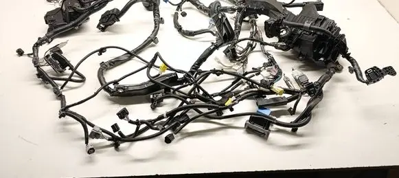 Toyota Yaris Cross Engine installation wiring loom 