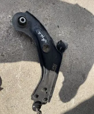 Peugeot 308 Front lower control arm/wishbone XZX