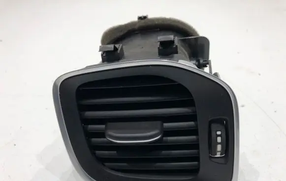 Volvo V60 Rear air vent grill 30791697