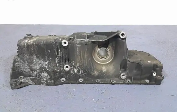 BMW M4 F82 F83 Oil sump 8053425