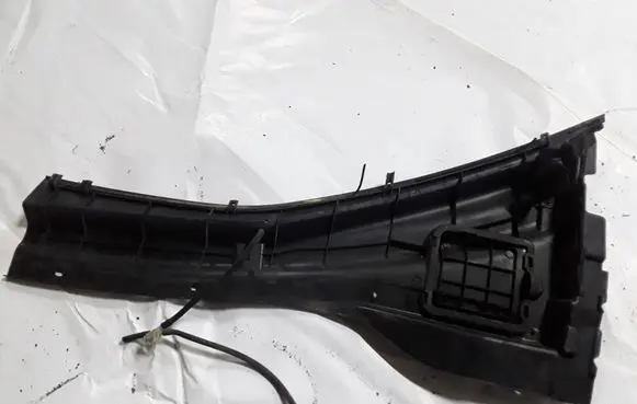 Nissan Murano Z50 Wiper trim 66862CA000