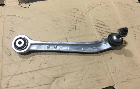BMW X5 E70 Rear control arm 6796001
