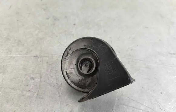 Volvo XC60 Horn signal 32285915 32328569
