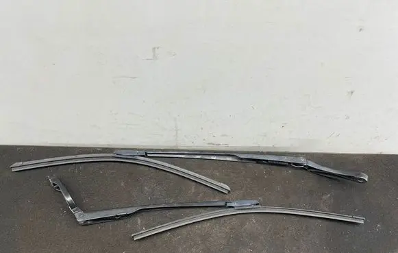 Audi A6 S6 C6 4F Windshield/front glass wiper blade 4F2955408B 4F2955407B
