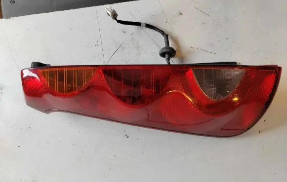 Nissan Note (E11) Rear/tail lights 22016752