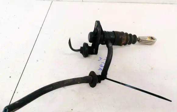 Audi A4 S4 B5 8D Clutch master cylinder 8E1721401