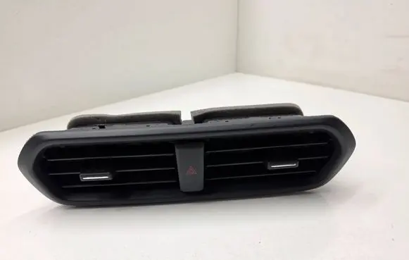 Ford Ecosport Dash center air vent grill GN1519K617