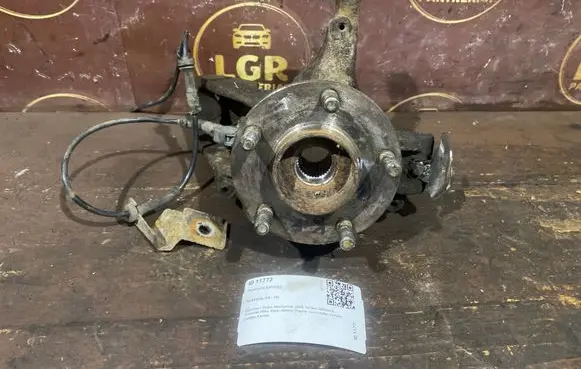 Ford Focus Front wheel hub spindle knuckle 3M513K171
