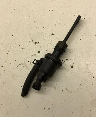 Hyundai i40 Clutch master cylinder 