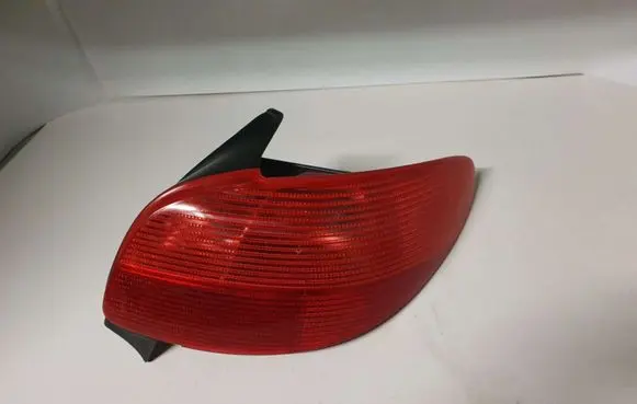 Peugeot 206 Rear/tail lights