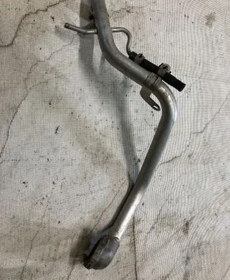 Nissan Almera N16 Engine coolant pipe/hose