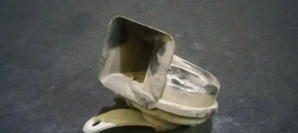 Nissan Primera Horn signal 8381272 29202cl5