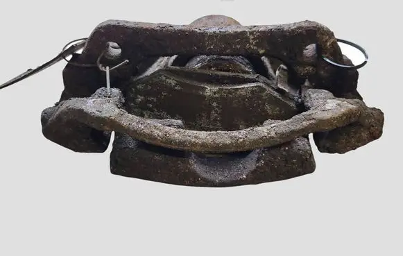 Toyota Yaris Front brake caliper