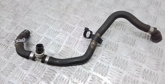 Volvo XC90 Engine coolant pipe/hose 31439750