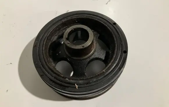 Mercedes-Benz E W211 Crankshaft pulley