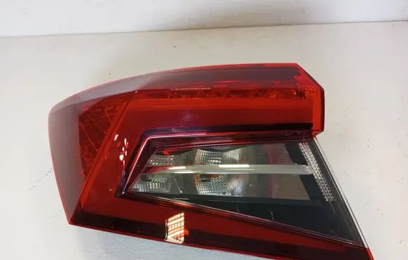 Skoda Karoq Rear/tail lights 57A945207SK