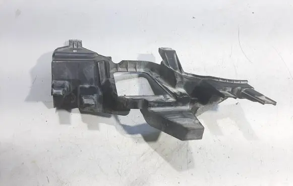 BMW 7 E65 E66 Headlight/headlamp mounting bracket 161698