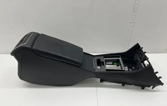 Skoda Superb B8 (3V) Armrest 3V2880491 3V2880492 3V2863241