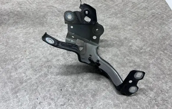 BMW 6 G32 Gran Turismo Fender mounting bracket 7481063 7378467