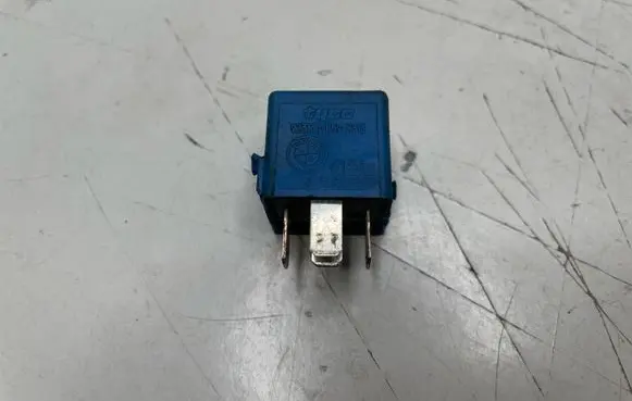 BMW 3 E46 Other relay 6136 6915327 V23134K59X313