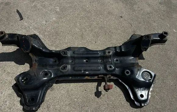 KIA Venga Front subframe 624001P000 624212K000