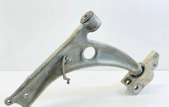 Volkswagen PASSAT B6 Front lower control arm/wishbone 3C0407153B 3C0199231D 1K0407182