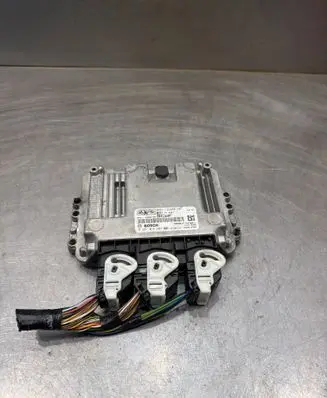 Ford Focus Engine control unit/module 0281015607 8M5112A650AB 9M5112A650AF