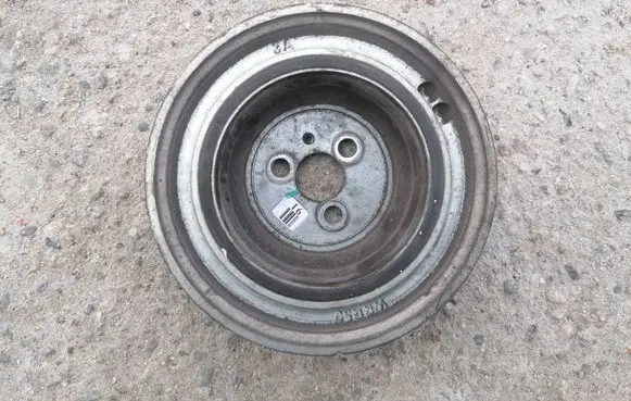 Alfa Romeo Giulietta Crankshaft pulley 55217836