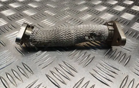 Audi A6 S6 C5 4B EGR valve line/pipe/hose 
