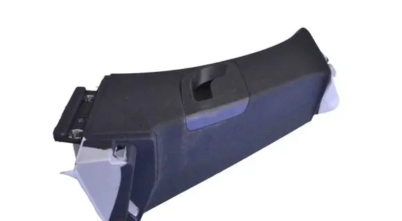 Volkswagen Touareg III (C) pillar trim 760867288A
