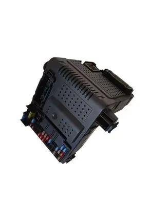 Volvo XC70 Fuse module 30765646 28043321