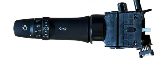 Mitsubishi L200 Indicator stalk 17G688