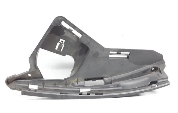 Volvo XC60 Front bumper mounting bracket 30763433