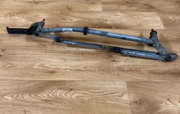 Volkswagen PASSAT B6 Front wiper linkage 3397020905