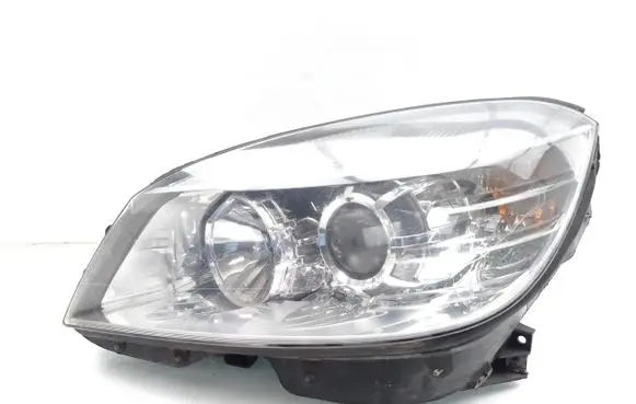 Mercedes-Benz C AMG W204 Headlight/headlamp A2048208561