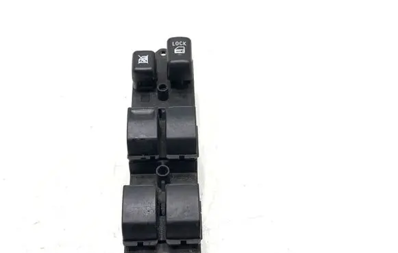 Mitsubishi ASX Electric window control switch 8608A261