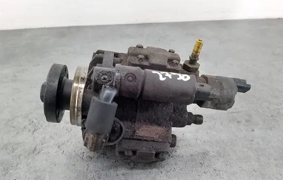 Fuel injection high pressure pump