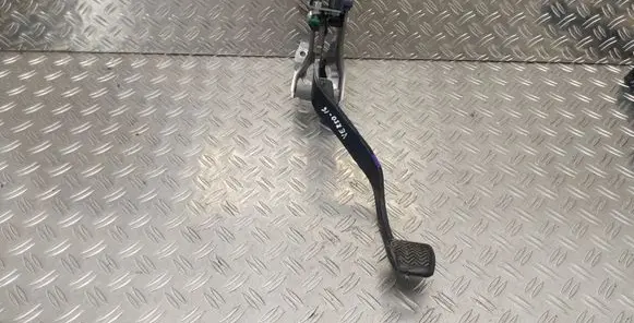 Clutch pedal