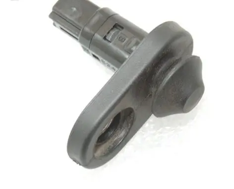 Toyota Avensis T270 Aerial antenna switch