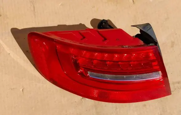 Audi A4 S4 B9 Rear/tail lights 8K9945095D