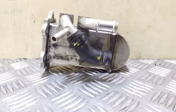 Audi A6 S6 C6 4F EGR valve cooler BTW059131511 059131508G