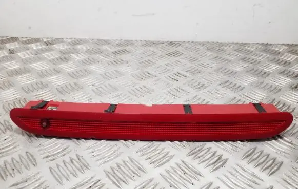 Volkswagen Golf VII Third/center stoplight 5K0945087D