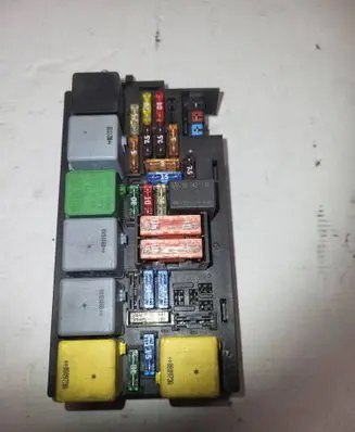 Mercedes-Benz GL X164 Fuse box set A1645402972 13602222 5072426