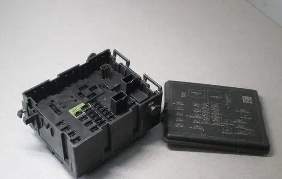 Fiat Freemont Fuse box set P68068355AD 68068355AD 72033R