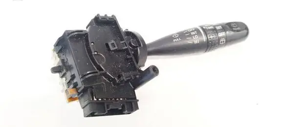 Toyota Corolla Verso E121 Wiper control stalk 