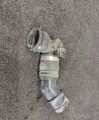 Land Rover Discovery 5 Engine coolant pipe/hose FPLA98859C
