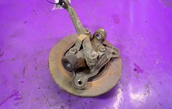 Daewoo Polonez Front wheel hub spindle knuckle