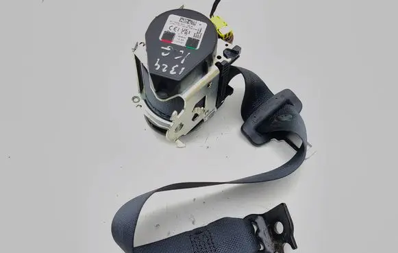 Renault Captur II Rear seatbelt 657705900C 658507600b