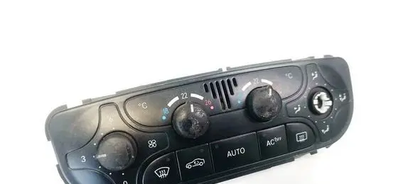 Mercedes-Benz C W203 Climate control unit A2098300085 9140010497