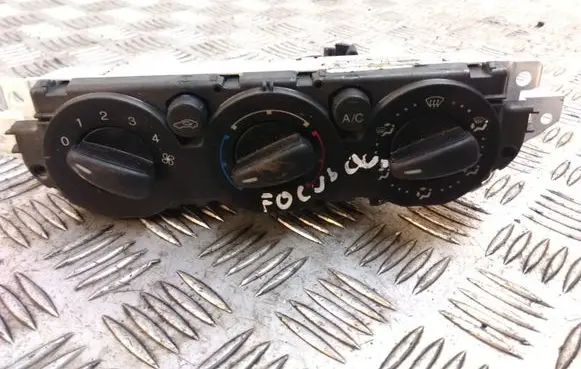 Ford Focus Climate control unit 3M5T19980AD